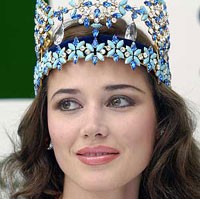 Operasi Plastik Miss World Dibeberkan