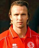 Zenden Setuju Gabung Liverpool