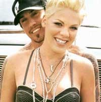 Lamaran Unik A la Pink