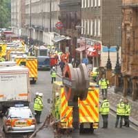 Tumpas Terorisme, Uni Eropa Perketat Ponsel dan Internet 