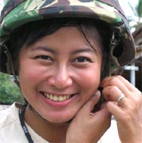 Presenter Riyani Jangkaru Menginfeksi Komputer