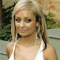 Nicole Richie Tulis Novel
