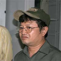 Dirjen Postel Belum Berani Langganan Internet