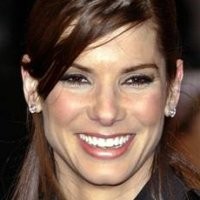 Sandra Bullock Jadi Tukang Roti