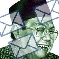 Menristek Niat Bikin Gus Dur on E-mail Untuk Tuna Netra