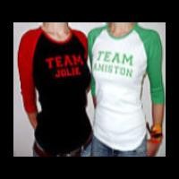 Perang Mulut Pembela Aniston dan Jolie