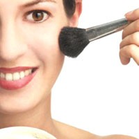 Terlihat Lebih Muda dengan Make-up