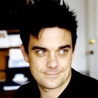 Robbie Williams Jadi Penari Bugil