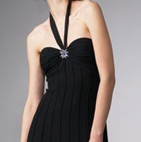 Pakai Baju Apa ke Resepsi Pernikahan?