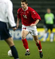 Pompey Gaet Bintang Denmark 