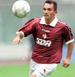 Ferrante: Jangan Takut Lawan Milan