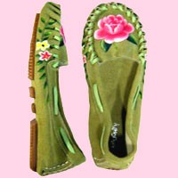 Tetap Fashionable dengan Flats