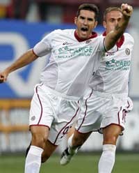 Lucarelli Tertarik ke Tottenham