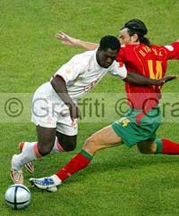 Bek Porto Bersiap ke Everton