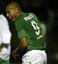 Gladbach Datangkan Striker Brasil 