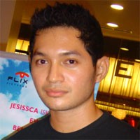 VJ Evan Ciuman 6 Kali di Kapal Pesiar