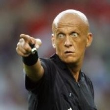 Presiden AIA Tolak Putusan Pensiun Collina