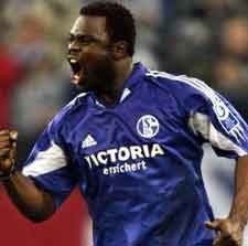 Schalke pada Asamoah: Teken atau Dijual