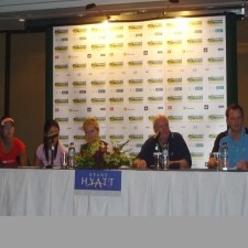 Davenport Main, Kuznetsova Absen