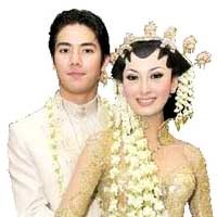 Della Puspita Minta Cerai