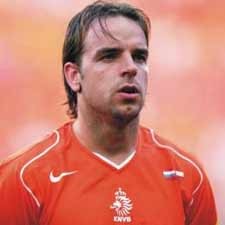 Van Der Meyde Absen Sebulan Lagi