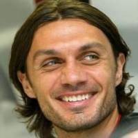 Maldini Samai Rekor Dino Zoff