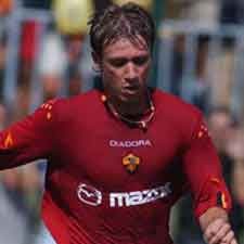 Tommasi Balik, Chivu dan Cassano Absen