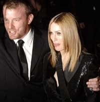 Madonna Disorakin Fans Huuu...!!