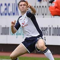 Spurs Taklukkan Charlton