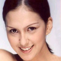 Honor Donna Agnesia Digelapkan Manajernya?