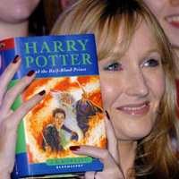 Fans Rela Membunuh Demi Buku Harry Potter