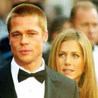 Jennifer Aniston Tolak Brad Pitt 