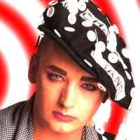Boy George Ditangkap Polisi