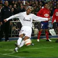Beckham Korban Koin Terbang