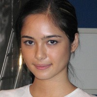 Mariana Renata dan Kekasih Misterius