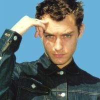 Stress, Jude Law Ikut Jejak Che Guevara