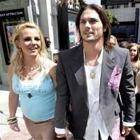 Britney Spears Bete, Foto Bayinya Tersebar di Internet