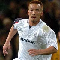 Nakata dan Emre Bikin Gol Perdana