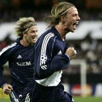 Lyon dan Real Madrid Lolos