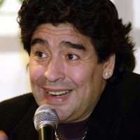 Maradona Siap Tampil Lawan Dortmund