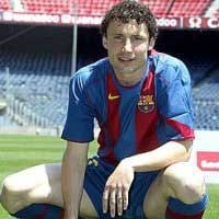 Cedera, Van Bommel Absen Lawan Madrid