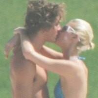 Paris Hilton Sembunyikan Pacar Baru