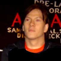 Digosipkan Gay, Betrand Antoline Serba Salah