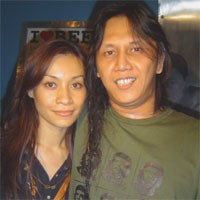 Istri Roy Boomerang Dilarang Hamil