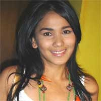 Nova Eliza-Zumi Zola Pacaran?