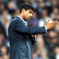 Bernabeu Tak Angker Buat Rijkaard