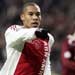 De Jong Bawa Ajax ke 16 Besar