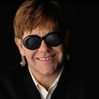 Elton John Tak Mau Menjual Cinta 