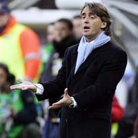 Mancini Dapat Kado Manis