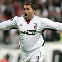 Dilarang Kena Kartu Merah di Besiktas